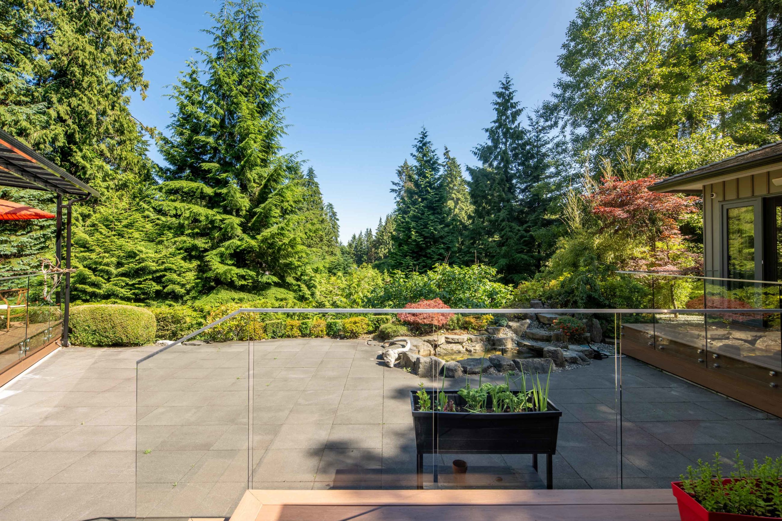 RUSSELL HOLLINGSWORTH - 340 Southborough Drive, West Vancouver